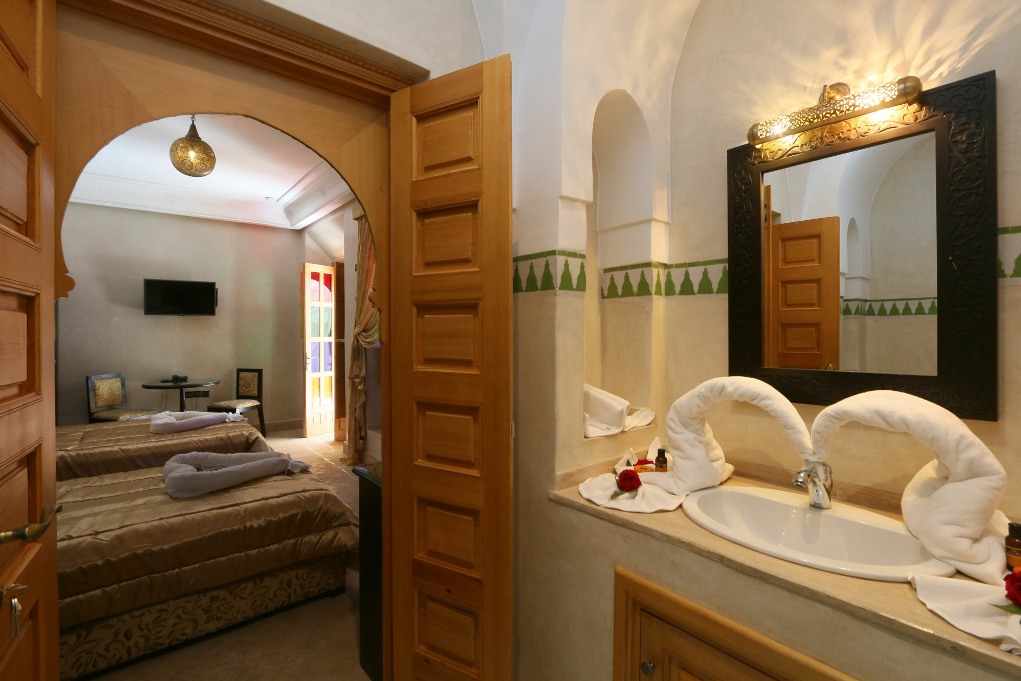 Riad Zaki Marrakesh Bagian luar foto